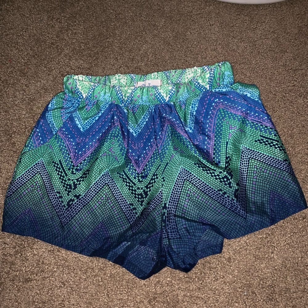 Shorts - Picture 2 of 2